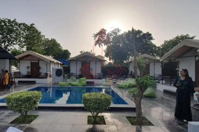 Luxury Farmhouse In Chhatarpur With Pool New Delhi Buitenkant foto